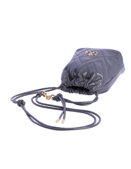 Bolso bandolera limosnera con pespunte decorativo en zigzag en piel sintética de mujer DON ALGODON Ferrara logo en metal.