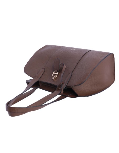 Bolso de hombro Amichi Bria